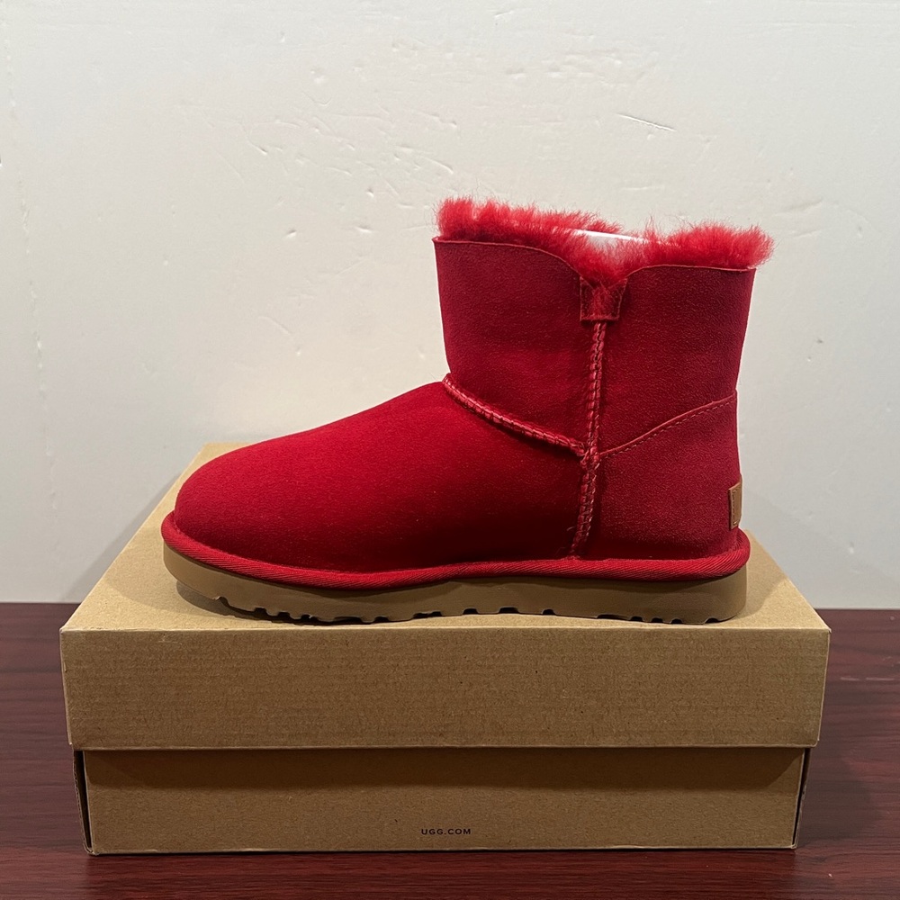 Ugg, Mini Bailey Button 2, 1016422, Red - Picture 5 of 13